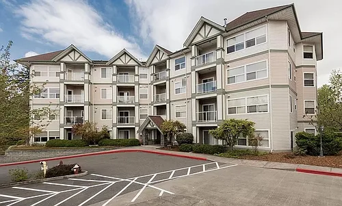 251 W Bakerview Rd #405 Photo 1