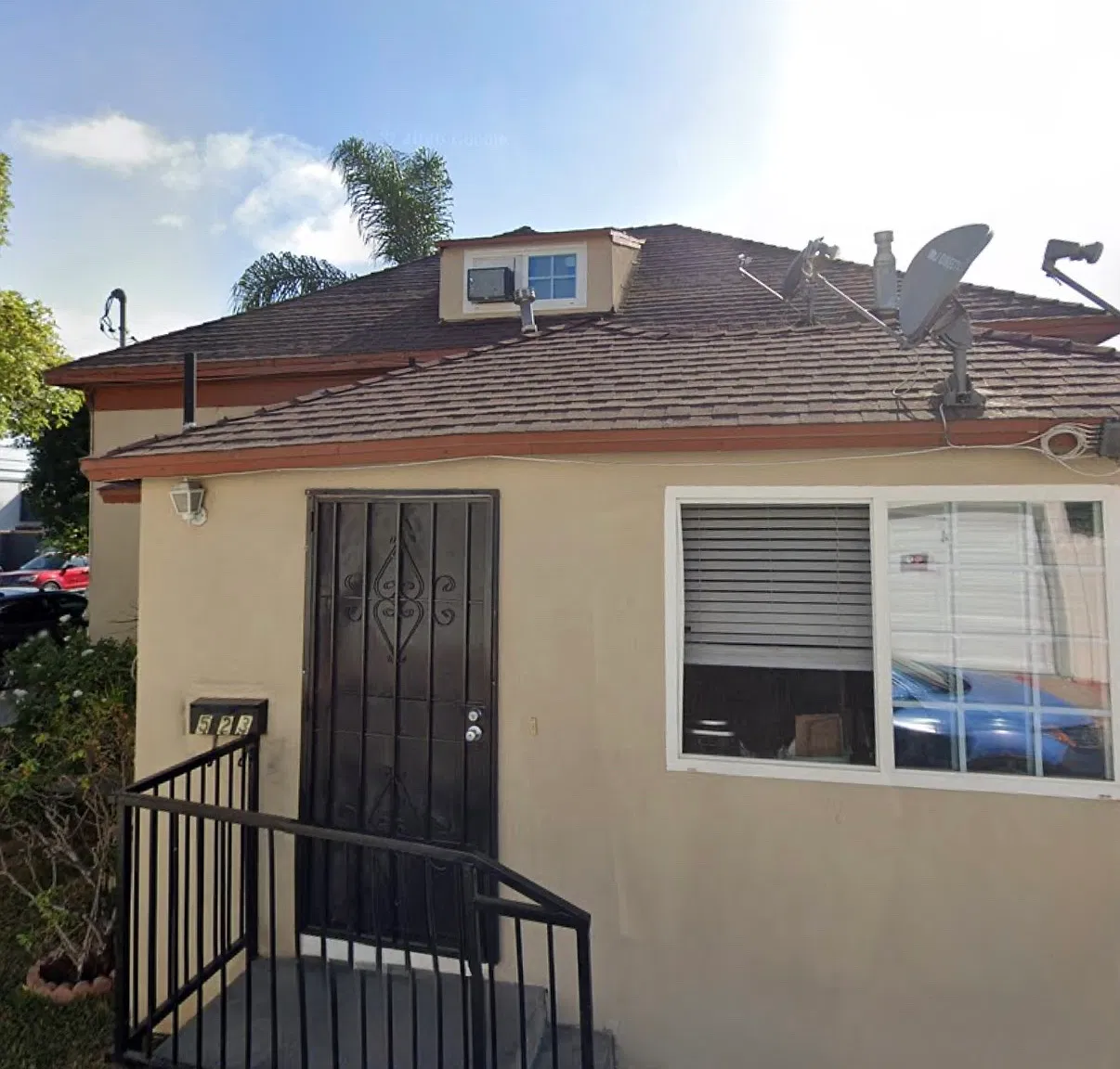 3 bed, 1.5 bath, 1200 sqft, $2,800 — Photo 2