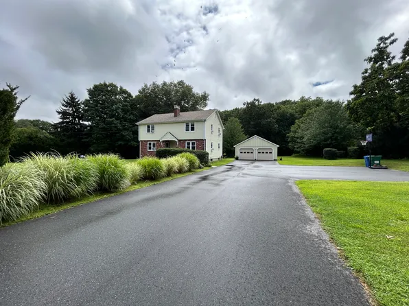 101 Middletown Ave #2, East Hampton, CT 06424