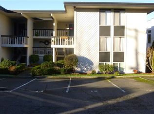 6627 Lakeview Dr APT A204, Kirkland, WA 98033