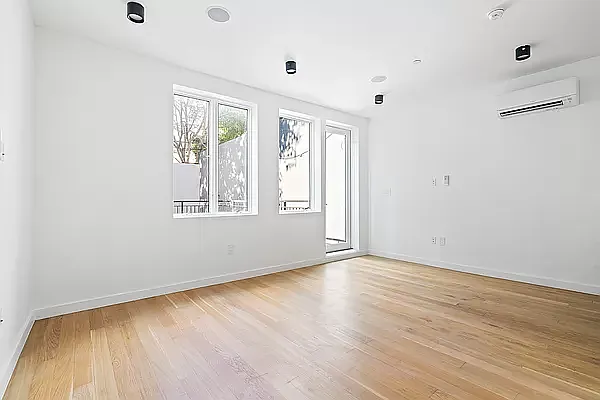 Rented by Corcoran | media 11