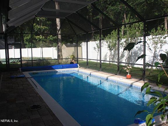 4th image of 14806 Ingle Ln