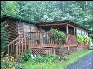 423 Dancing Leaf Ln, Bakersville, NC 28705