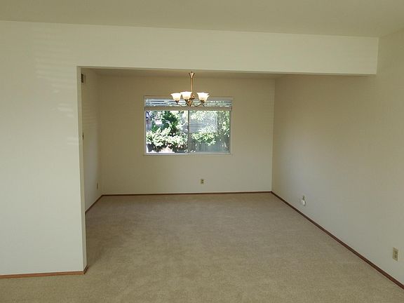 4th image of 2609 Agua Vista Dr
