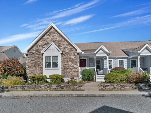 500 Mendon Rd Unit 310, Cumberland, RI 02864
