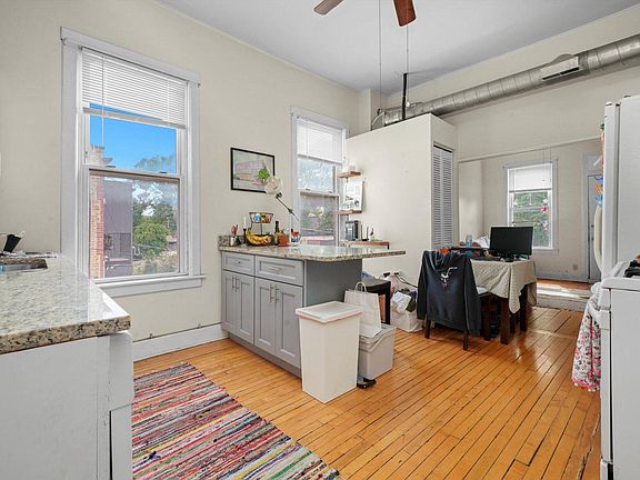 5th image of 1348 N Bell Ave APT 2R