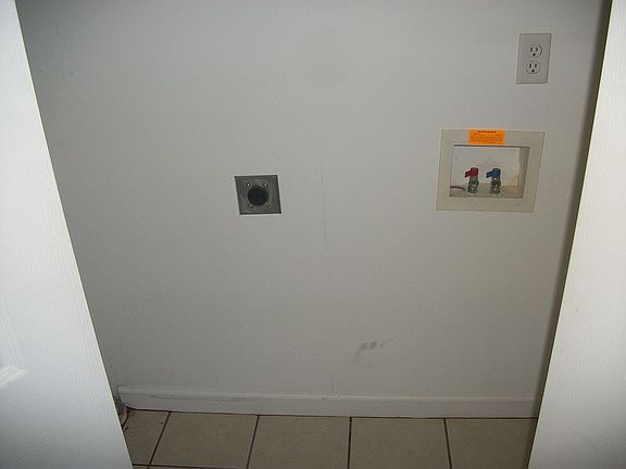2nd image of 302 Brockman Ave