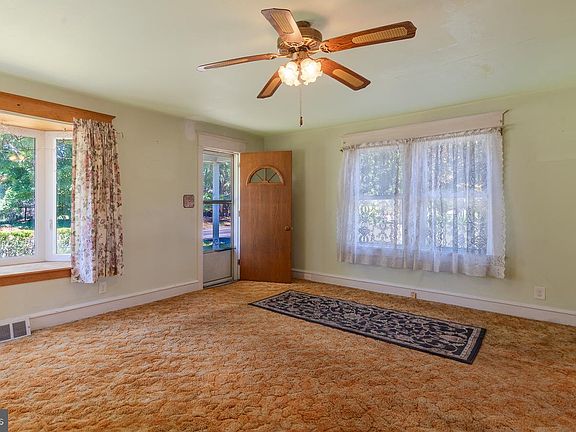 4th image of 333 Pitman Rd