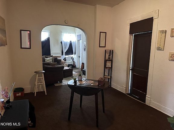 2nd image of 1624 Indiana Ave