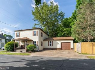 209 W 3rd St, Wyoming, DE 19934