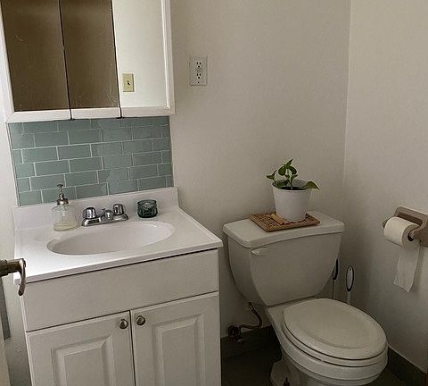 5th image of 2027 Pacific St APT 7B