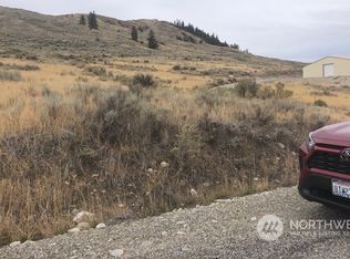 111 Canyon View Rd, Oroville, WA 98844