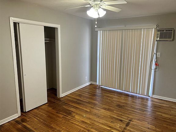 3rd image of 8807 Timberside Dr APT 8