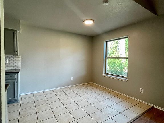 4th image of 6315 Big Springs Dr