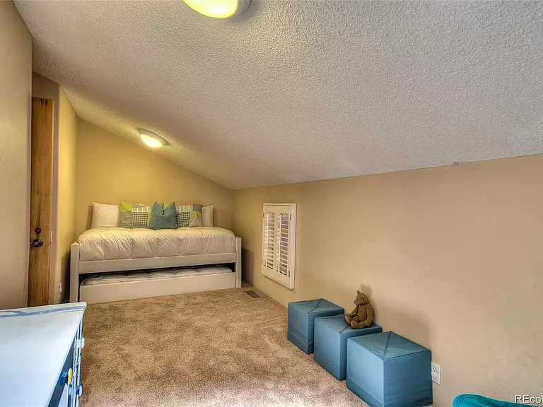 575 Spring Ranch Dr — Photo 19