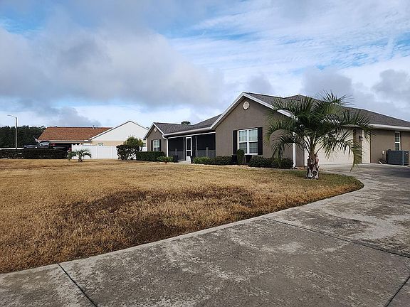 2nd image of 6337 SE 10th Ln