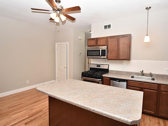 3rd image of 4268 Wyoming St Floor 1