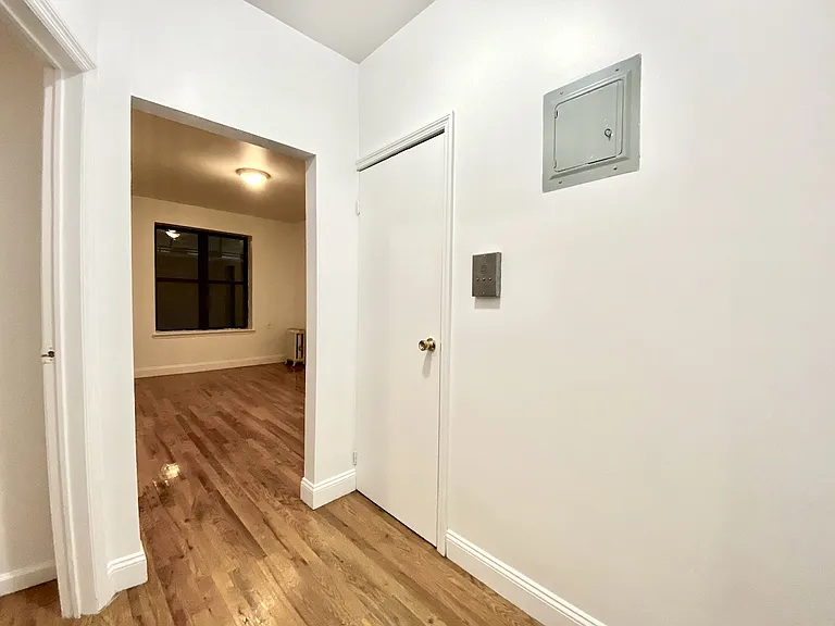 351 Saint Nicholas Ave #21 — Photo 5