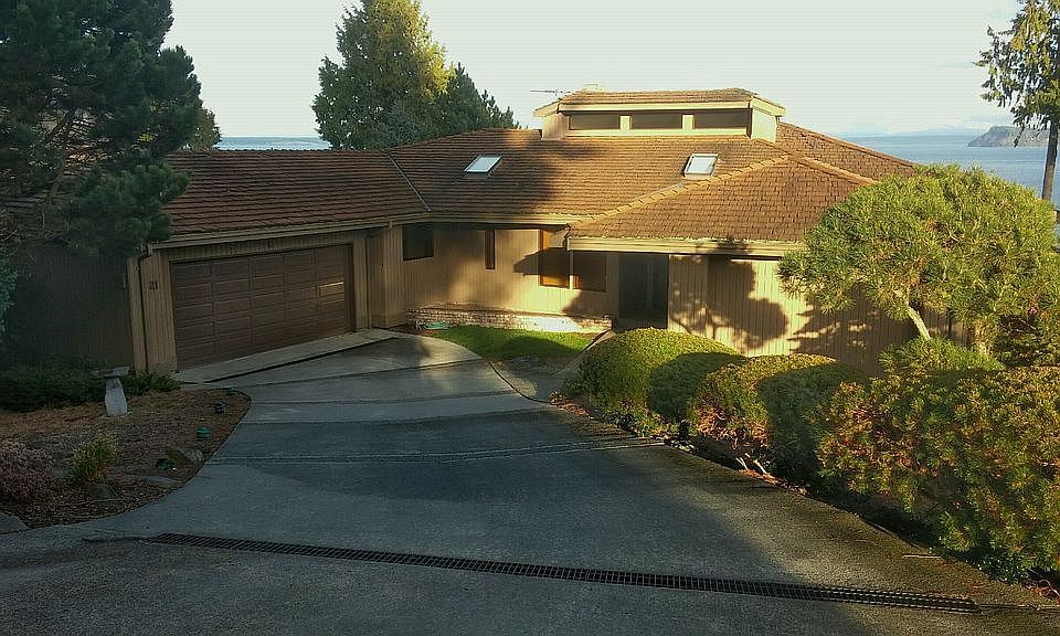 1st image of 21 Condon Ln