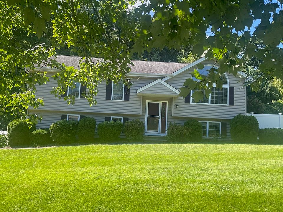 1 Sabina Cir, Rochdale, MA 01542 Zillow