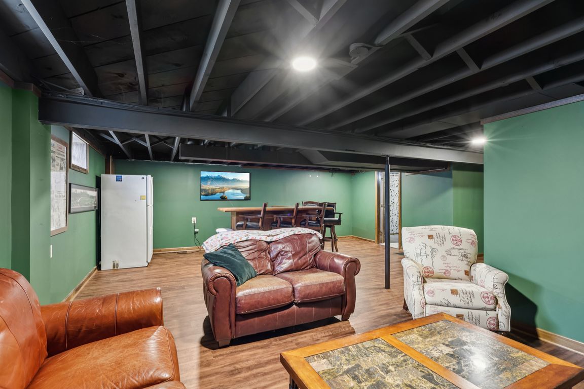 next background image