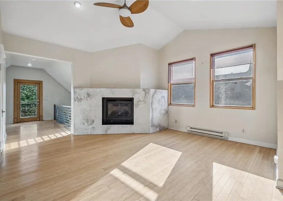 206 Goodrich Ave