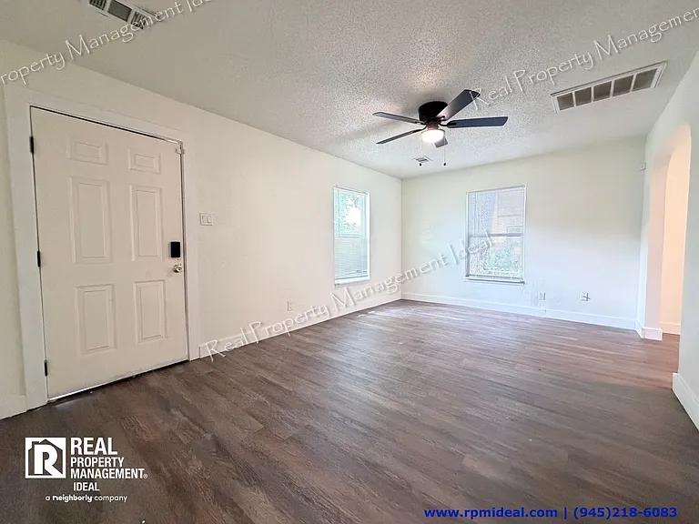 2513 Southland St — Photo 5
