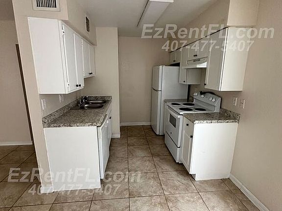 5th image of 944 9th St