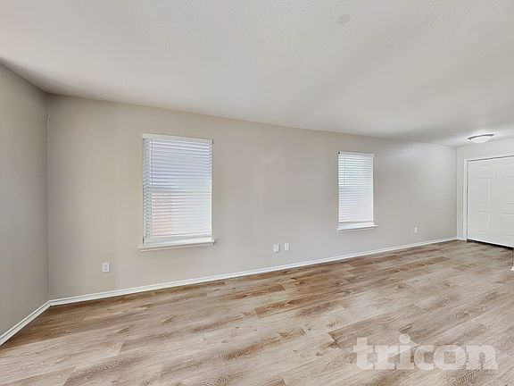 5th image of 2726 Candleridge Dr
