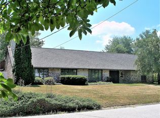 12 Cardiff Ln, Hannibal, MO 63401