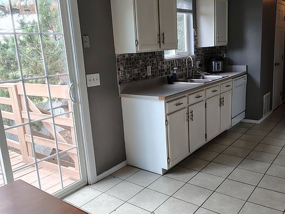 4th image of 3649 Cragwood Dr
