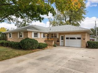 2900 24th Ave, Marion, IA 52302