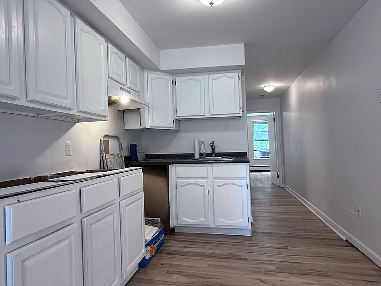612 2nd St #4 — Photo 15