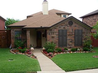 2916 Peninsula Way, Carrollton, TX 75007