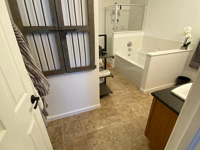 1759 S Buchanan Cir — Photo 10