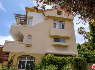 1048 3rd St UNIT 105, Santa Monica, CA 90403