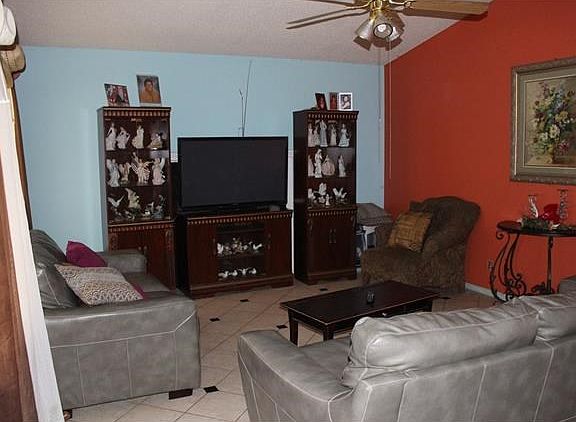 2nd image of 1304 Byers Ln