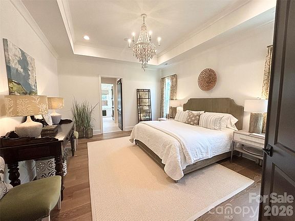 5th image of 430 Voyager Ln NE #1