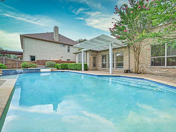 3rd image of 1808 Honey Mesquite Ln