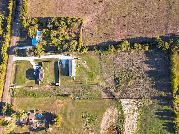 2nd image of 3659 N Katy Rd