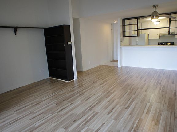 3rd image of 1621 Hotel Cir S Unit E331