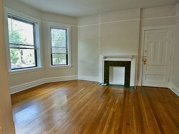 2nd image of 3809 N Lakewood Ave #1
