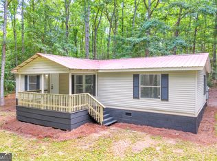 300 Country Ln, Danielsville, GA 30633