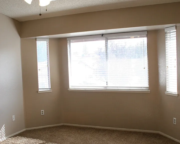 4600 Beechwood St #80 — Photo 15