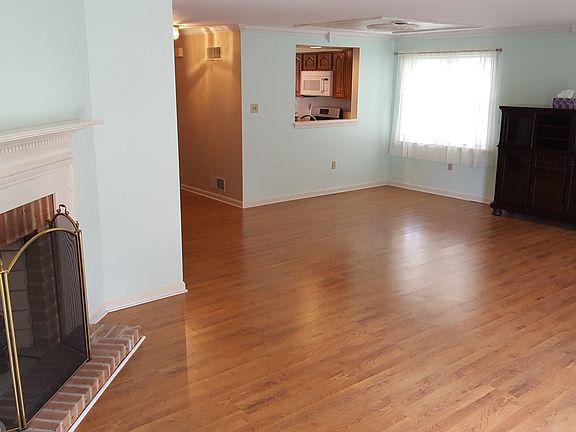 Laminate Wood Floors