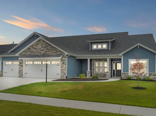 1297 Dixon Pl, Huntertown, IN 46748