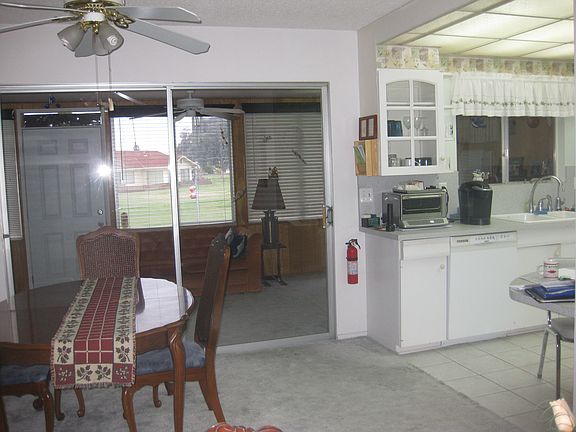 Dining & Kitchen