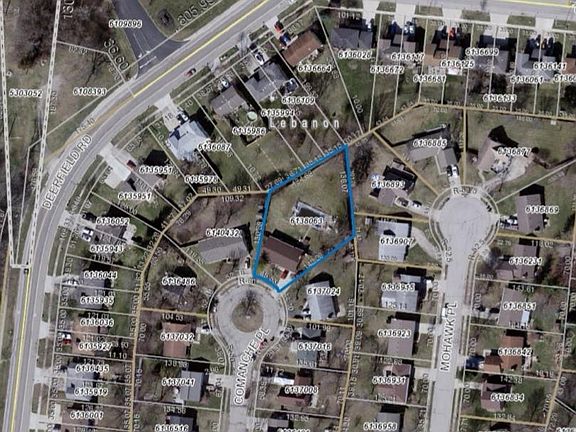 4th image of 1120 Comanche Dr