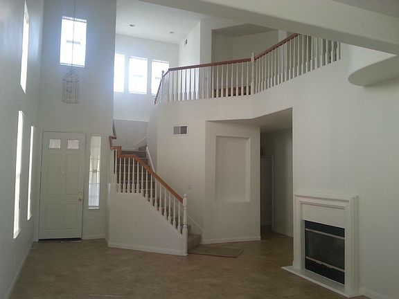 2nd image of 4361 Camino De Las Estrellas