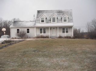 10234 Lambs Rd, Wales, MI 48027